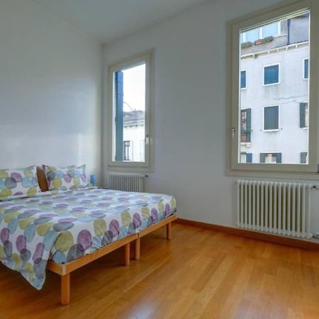 Apartmán Rio Ca Foscari A San Pantalon Benátky Exteriér fotografie