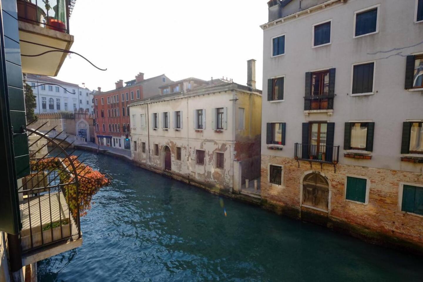 Apartmán Rio Ca Foscari A San Pantalon Benátky Exteriér fotografie