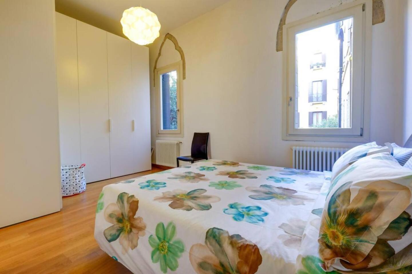Apartmán Rio Ca Foscari A San Pantalon Benátky Exteriér fotografie